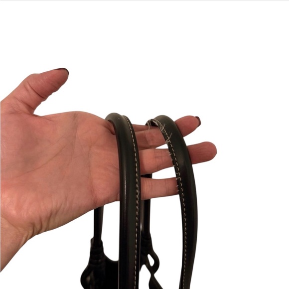 Wilson Black Genuine Leather Handbag – Classic Structure - Picture 6 of 10